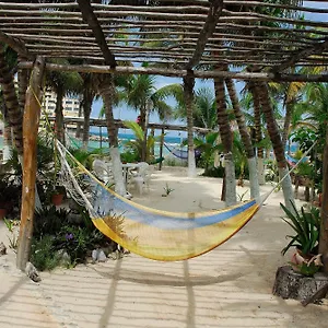 Hotel Kiin, Ilha das Mulheres